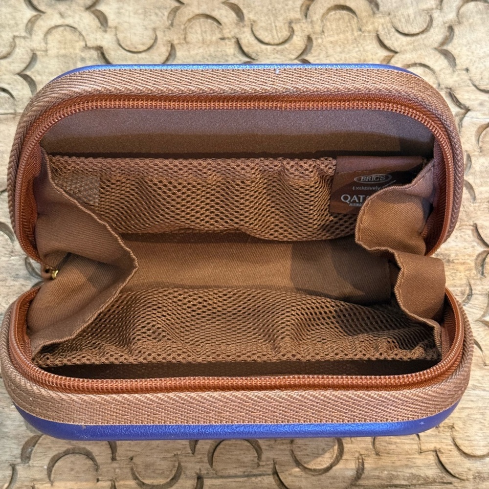 Bric's Hardshell Toiletry Case - image 8